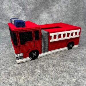 Vintage Fire Truck Tissue Box Cover‎ Needlepoint Red Novelty Decor
